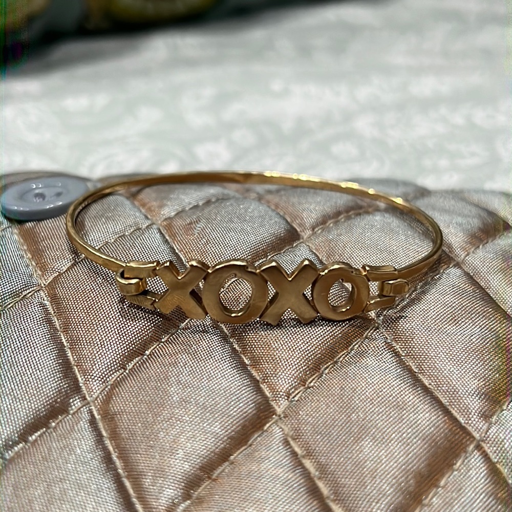James avery